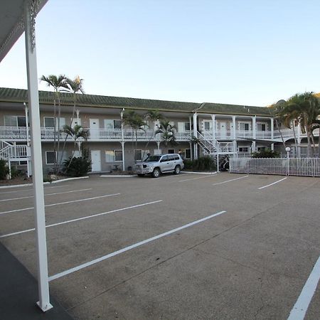 Colonial Rose Motel Таунсвил Екстериор снимка