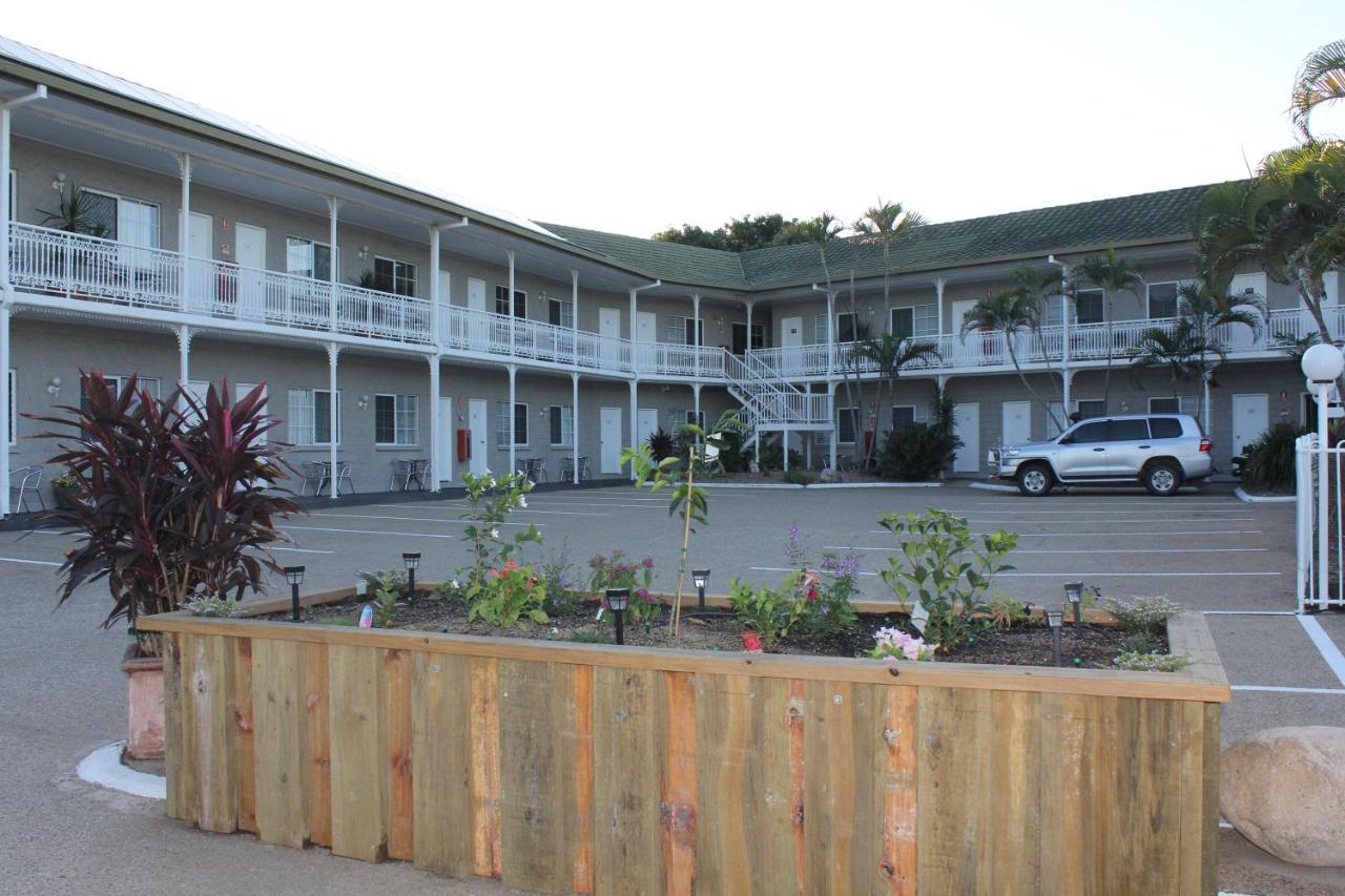 Colonial Rose Motel Таунсвил Екстериор снимка